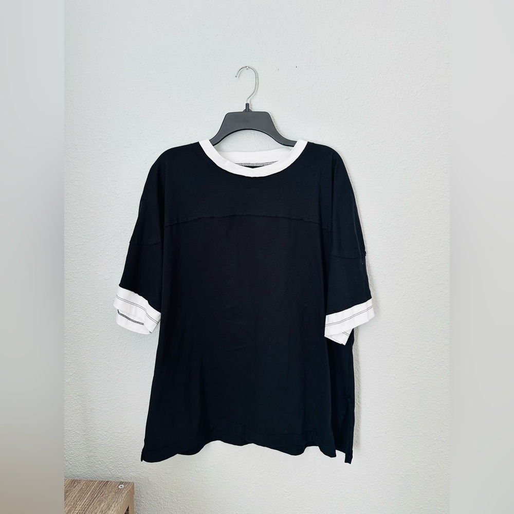 Oversized Contrast Seam Tee